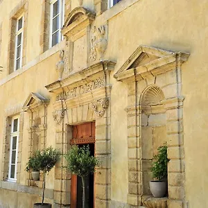 https://le-chateau-ricard.midi-pyreneeshotels.com